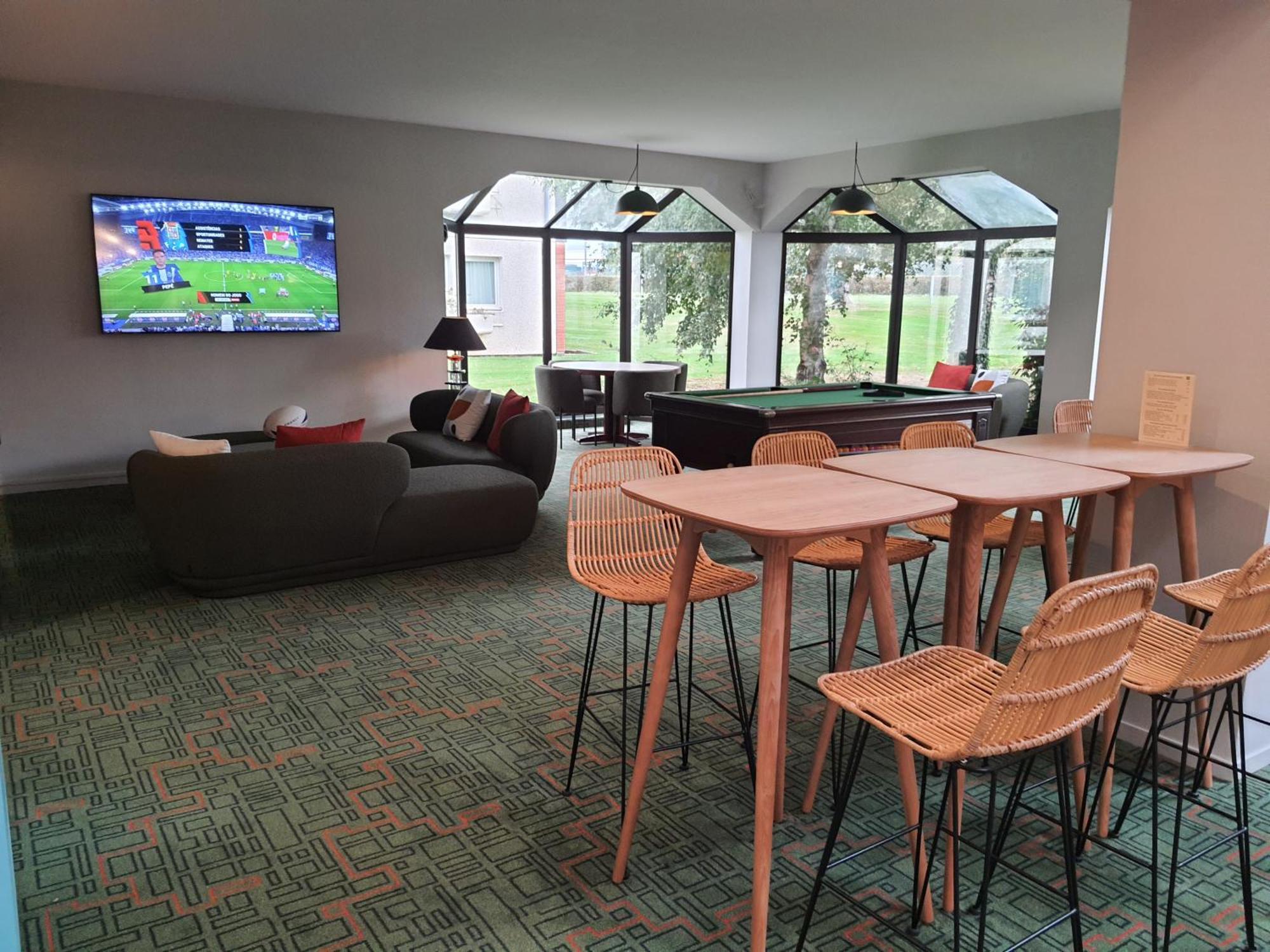 Ibis Styles Lisieux Normandie Екстериор снимка