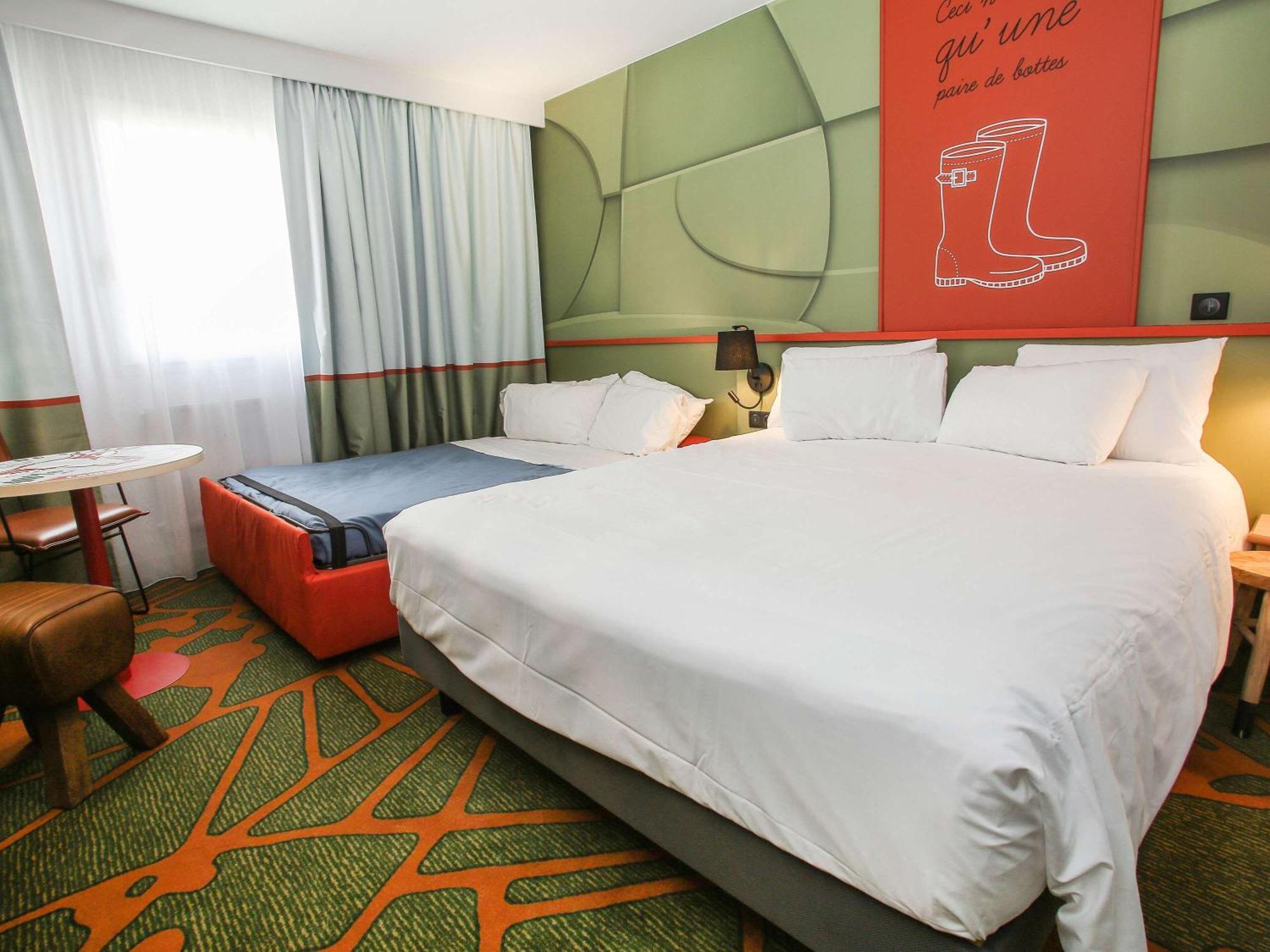Ibis Styles Lisieux Normandie Екстериор снимка