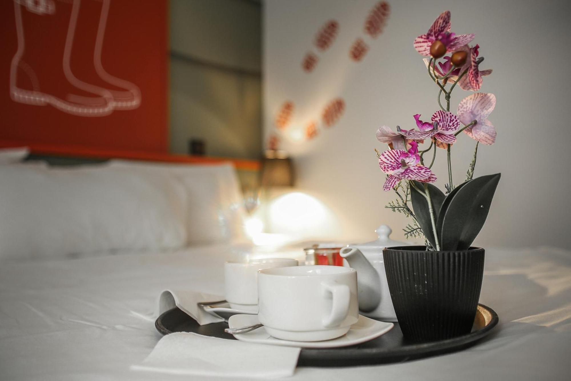 Ibis Styles Lisieux Normandie Екстериор снимка