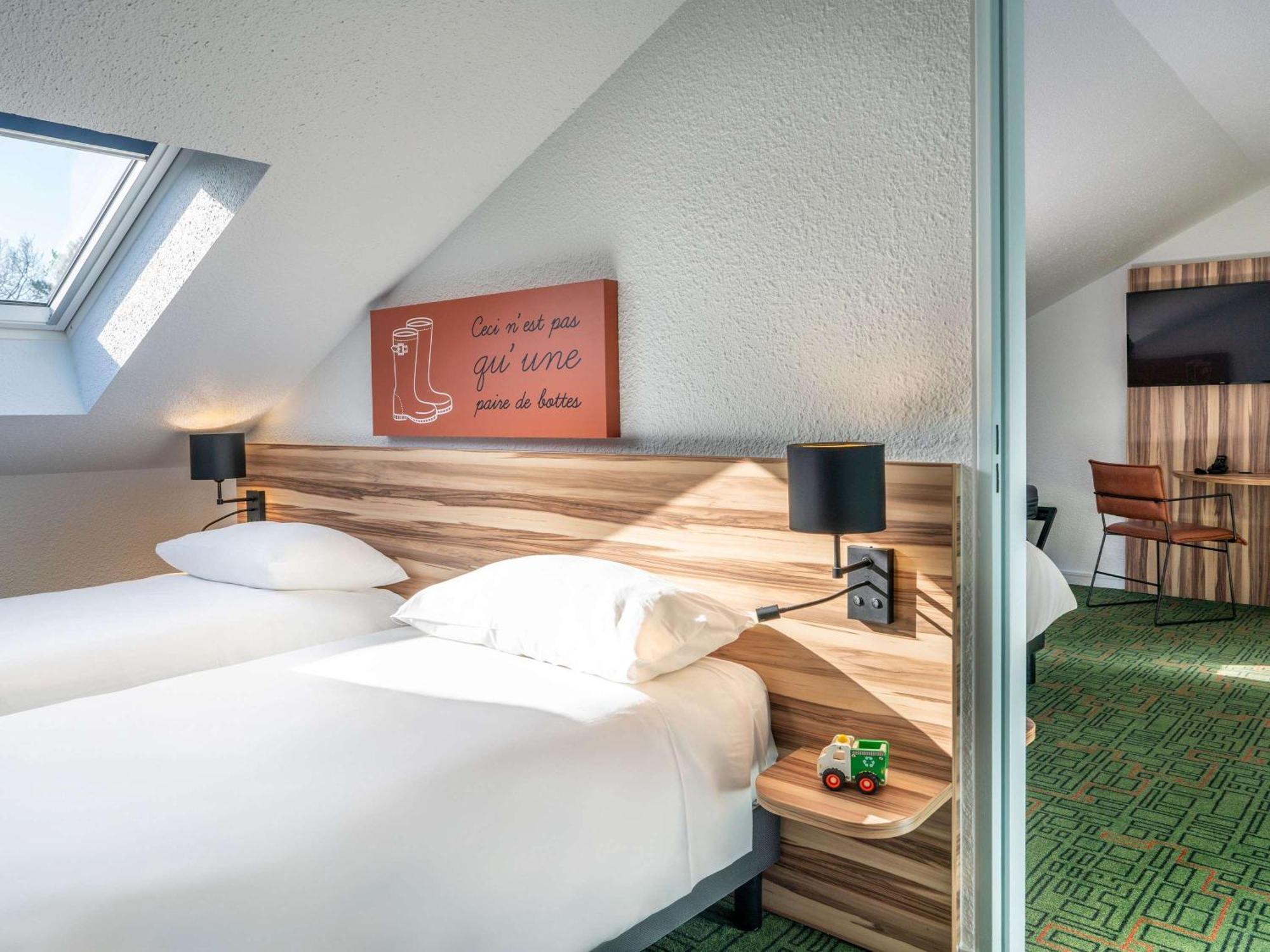 Ibis Styles Lisieux Normandie Екстериор снимка